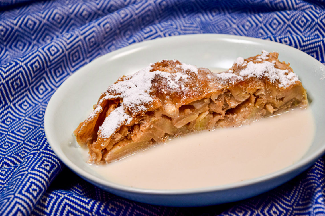 Apfelstrudel